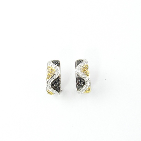 Vintage 14 Karat White Gold Black and White Diamond Earrings #4830 - Picture 3 of 9